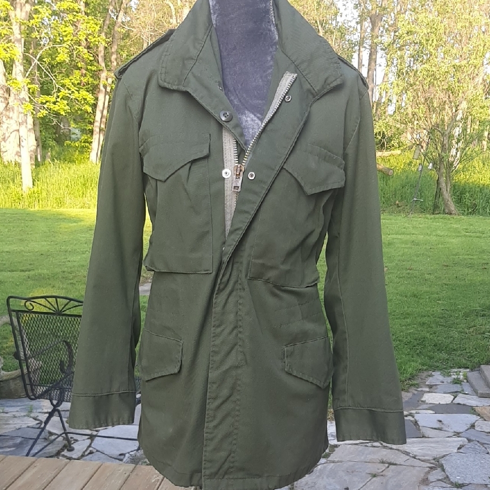 VINTAGE🇺🇸MILITARYStructured Fit Field Jacket➕Water Canteen➕🇺🇸 MilitaryBelt